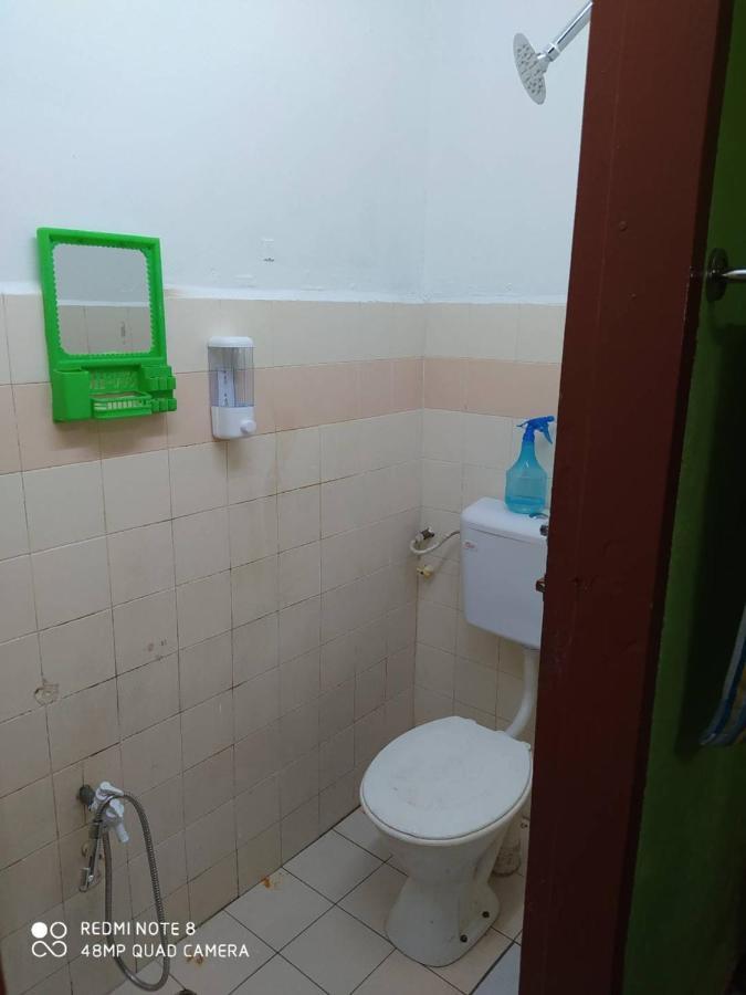 Homestay D' Tengah Bandar Kuala Rompin Exterior photo